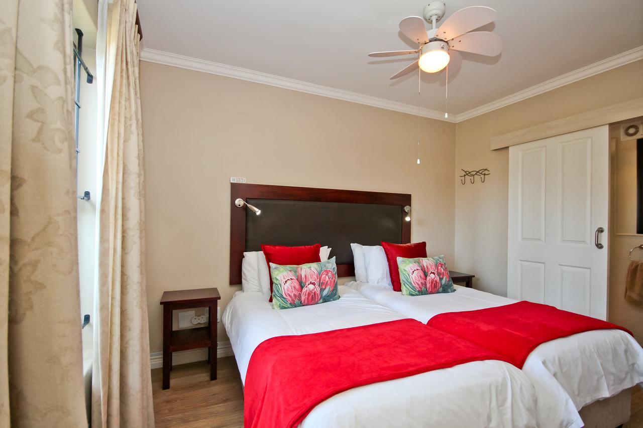 Vilaroux Stellenbosch Bagian luar foto